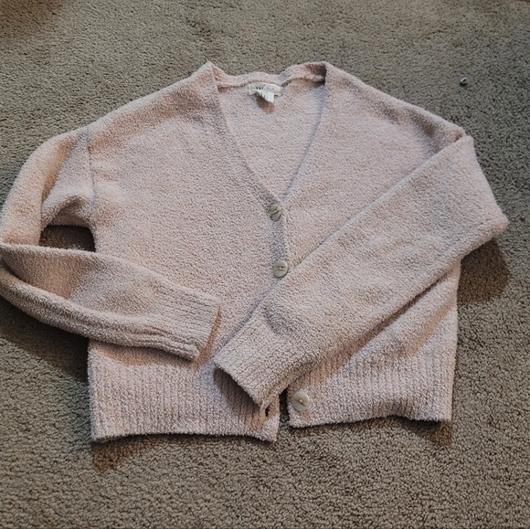 yes/Lola - Picture 3 of 9